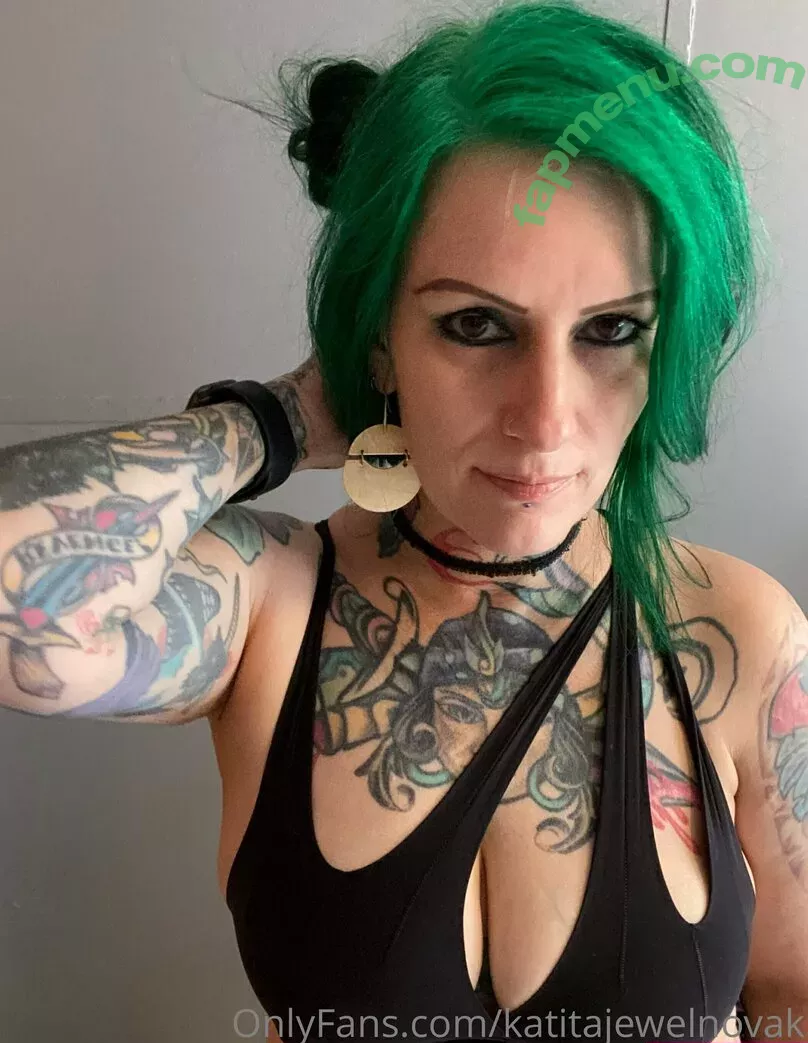 katitajewelnovak nude photo #0010 (isthatkatenovak)