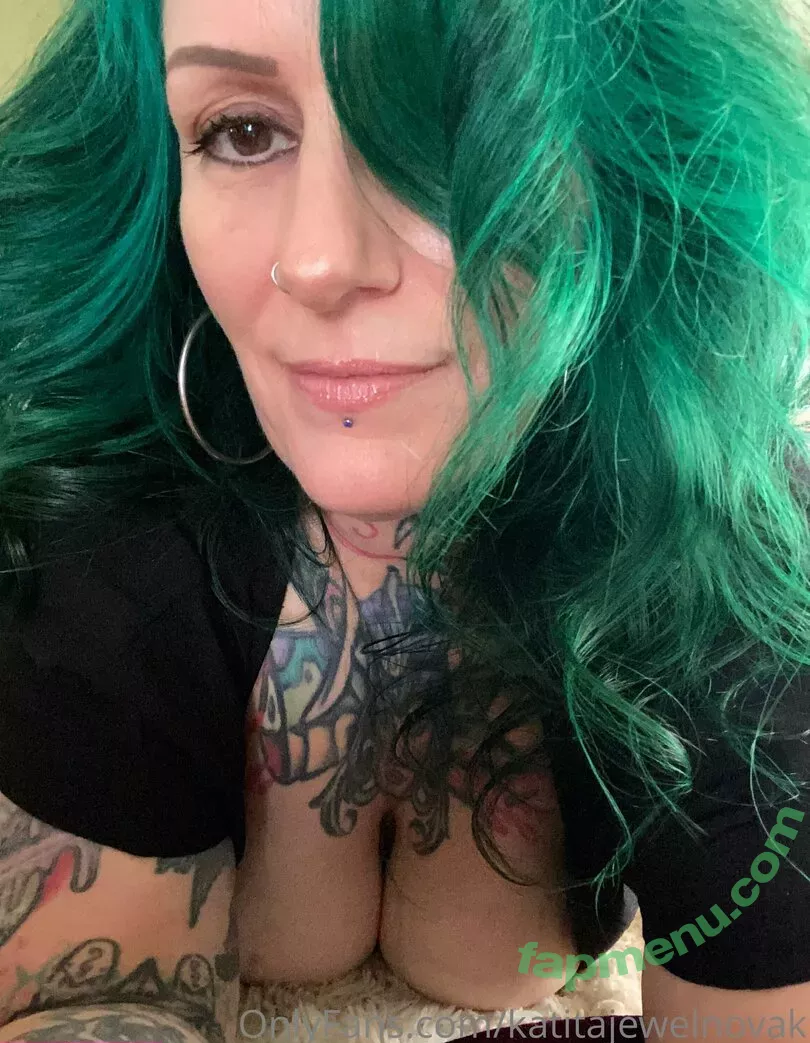 katitajewelnovak nude photo #0030 (isthatkatenovak)