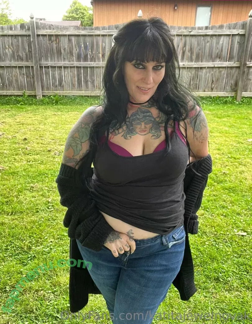 katitajewelnovak nude photo #0122 (isthatkatenovak)