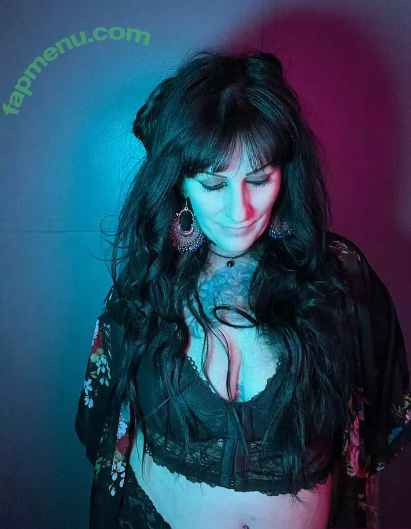 katitajewelnovak nude photo #0295 (isthatkatenovak)