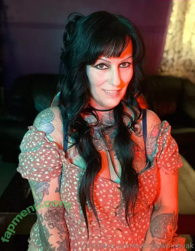 katitajewelnovak nude photo #0429 (isthatkatenovak)