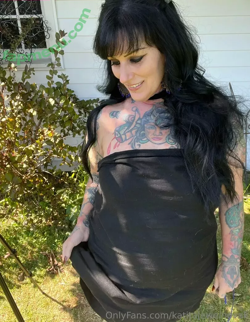 katitajewelnovak nude photo #0495 (isthatkatenovak)