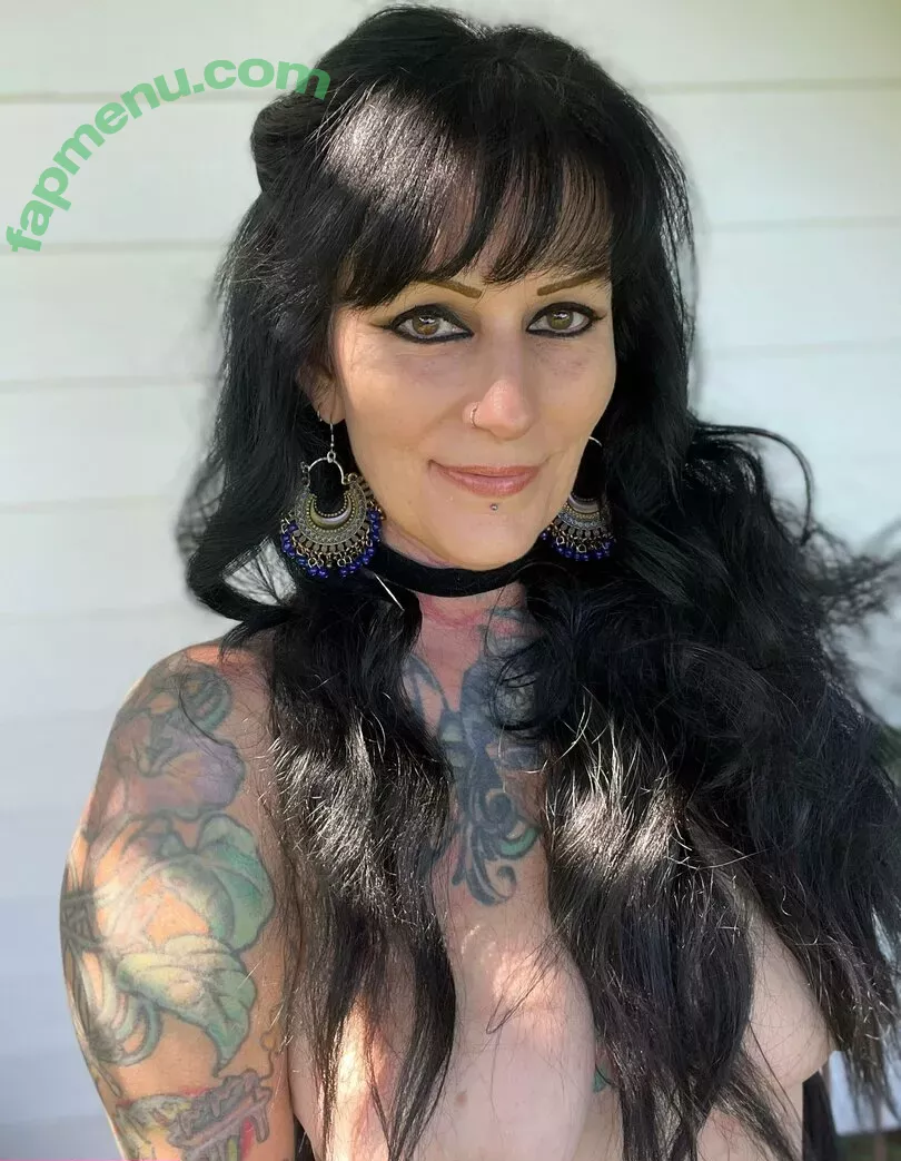 katitajewelnovak nude photo #0501 (isthatkatenovak)