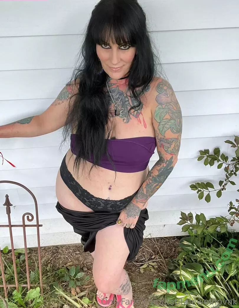 katitajewelnovak nude photo #0595 (isthatkatenovak)