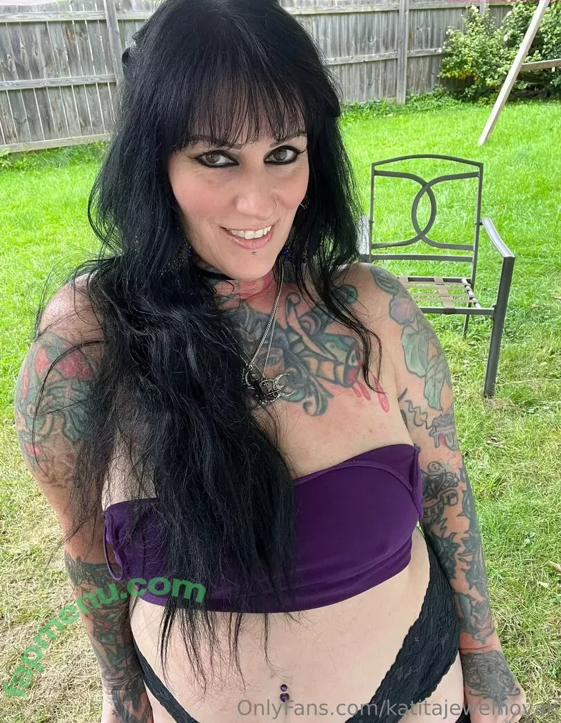 katitajewelnovak nude photo #0609 (isthatkatenovak)