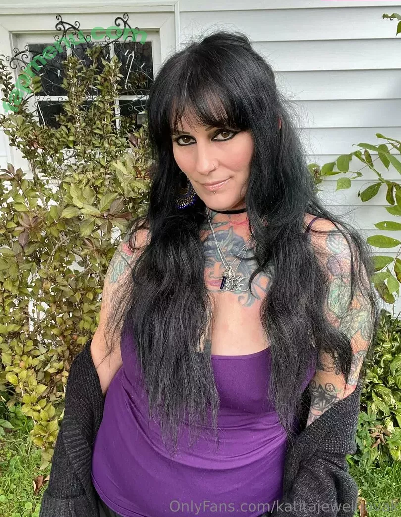 katitajewelnovak nude photo #0624 (isthatkatenovak)