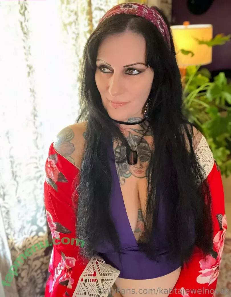 katitajewelnovak nude photo #0940 (isthatkatenovak)