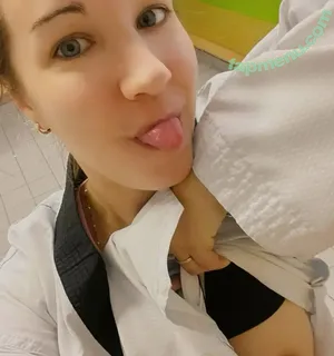 Katjoanxox / kkaatthhjo nude photo #0028