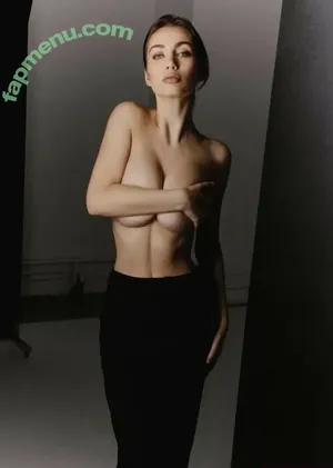 Katrin Korableva / yookatrin / yoookatrin nude photo #0305