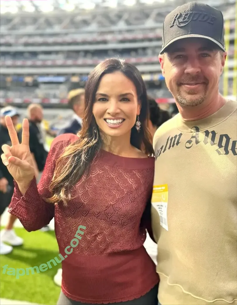 Katrina Law nude photo #0202 (katrinalaw)