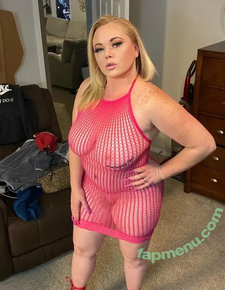 Katrina Thicc nude photo #0003 (katrinathicc)