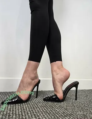 katswornheelsfree / katswornshoes nude photo #0043