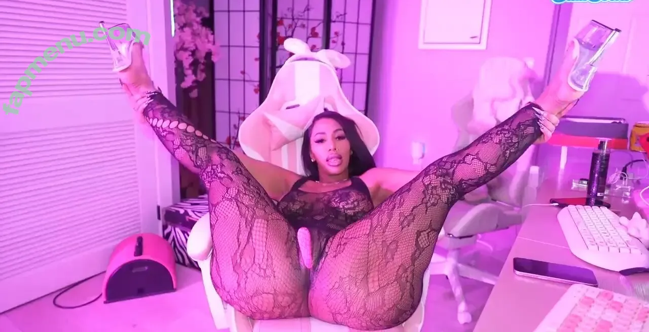 Katt Leya nude photo #0049 (_katt__leya / katt_leya / vivalabadchick)