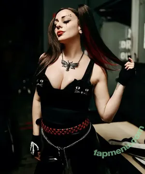 Katt Scarlett / embracetherush nude photo #0021