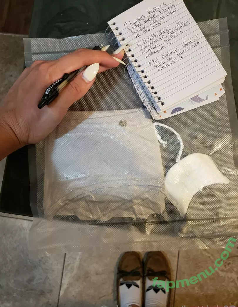 kattiek02 nude photo #0012 (kattiek02)