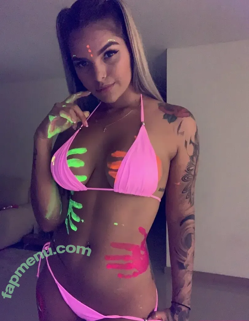 katty-rolla nude photo #0004 (katierocknrolla)