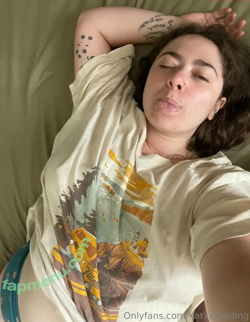 katxxgolding nude photo #0018 (katxxgolding)