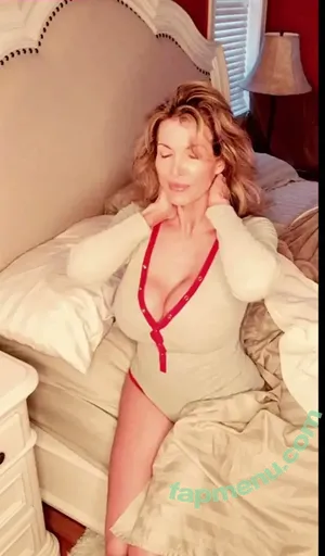  nude photo #0002