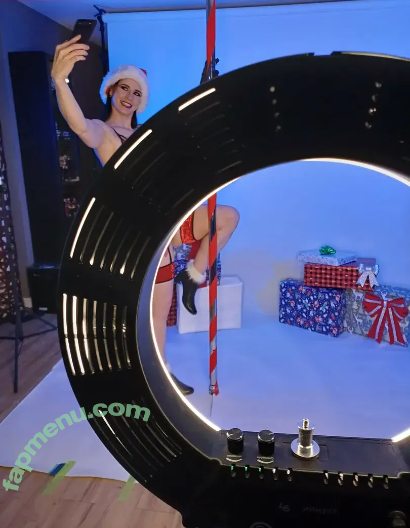 Katy DeCobray nude photo #0226 (katydecobray)