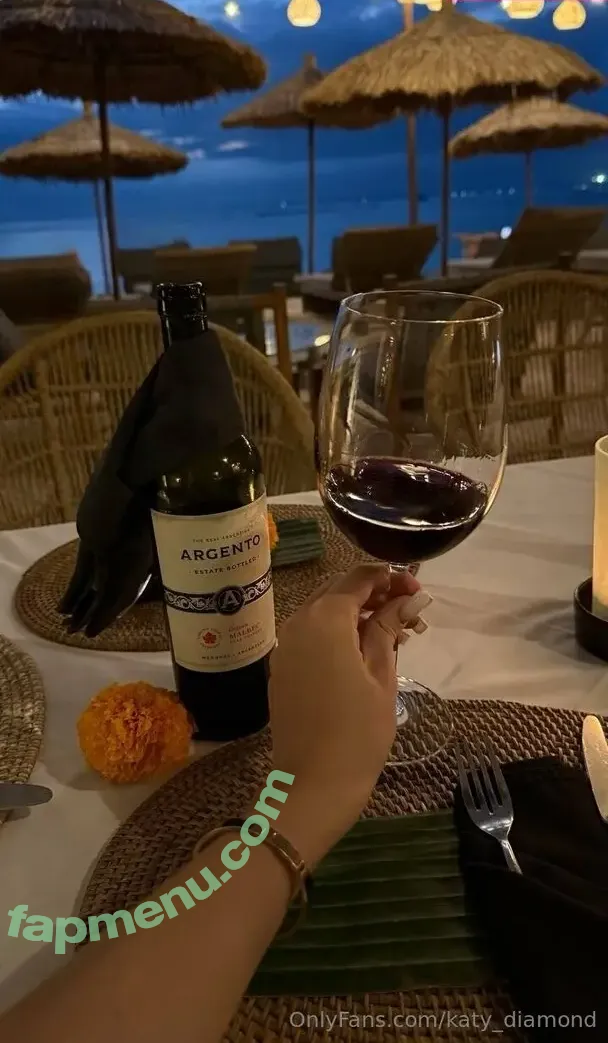 Katy Diamond nude photo #0341 (katy_diamond / katy_diamondss)