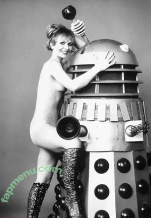 Katy Manning / manningofficial nude photo #0002