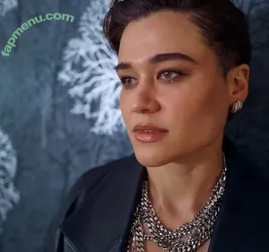 Katy O’Brian / thekatyo nude photo #0059