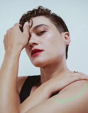 Katy O’Brian / thekatyo nude photo #0081