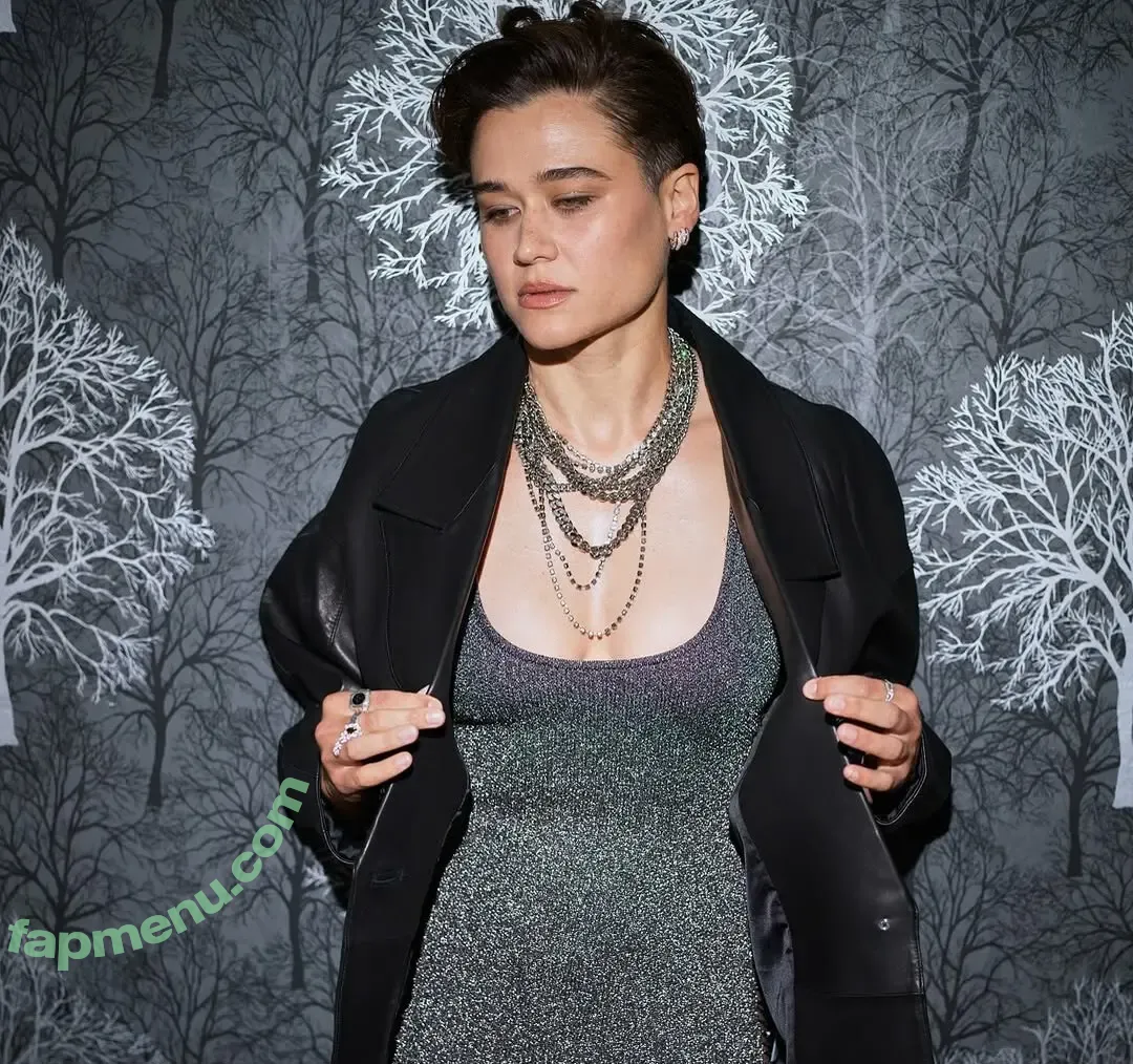 Katy O’Brian nude photo #0061 (thekatyo)