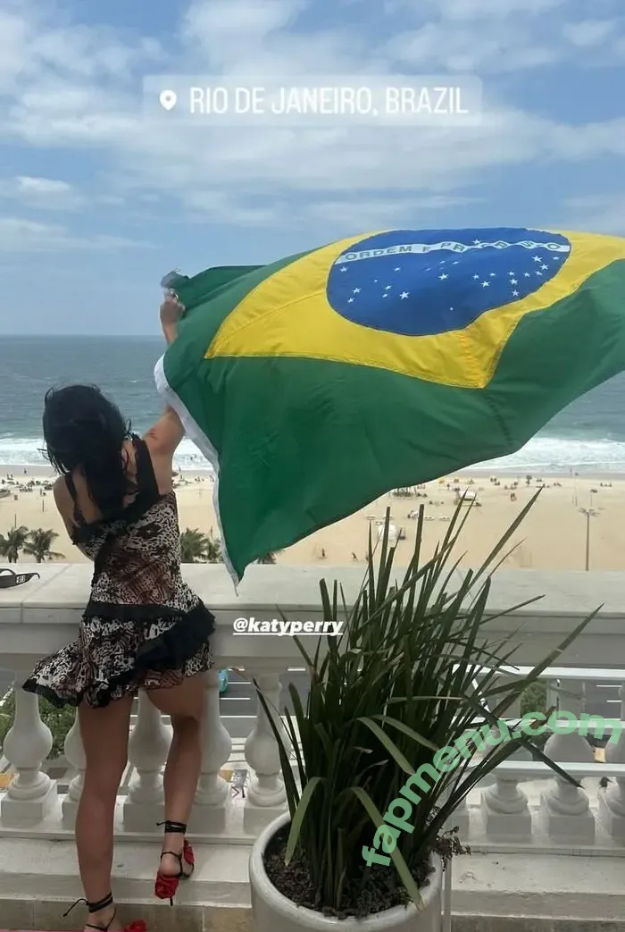 Katy Perry nude photo #2337 (katyperry)