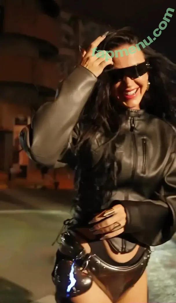 Katy Perry nude photo #2371 (katyperry)