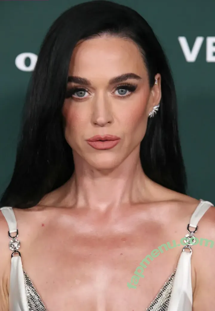 Katy Perry nude photo #2507 (katyperry)