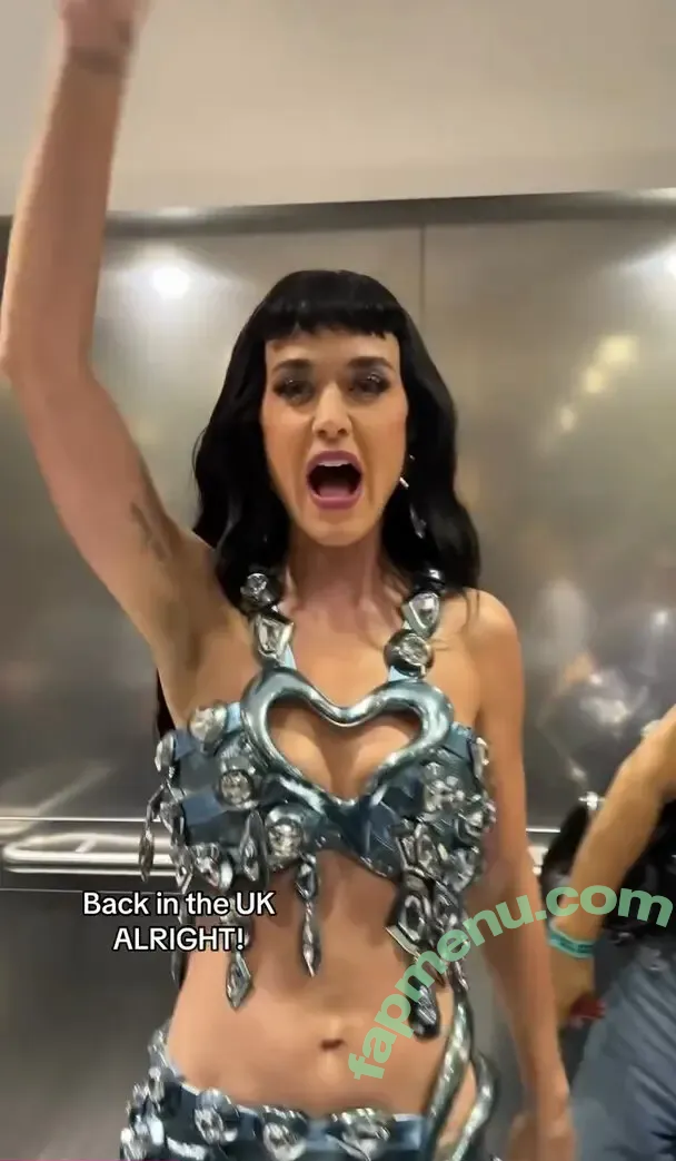 Katy Perry nude photo #2840 (katyperry)