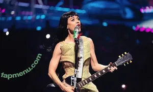 Katy Perry / katyperry nude photo #3329