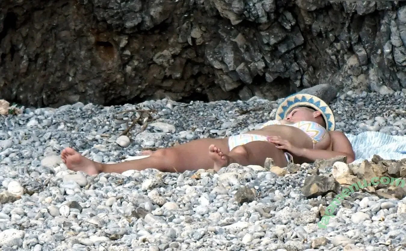 Katy Perry nude photo #3170 (katyperry)