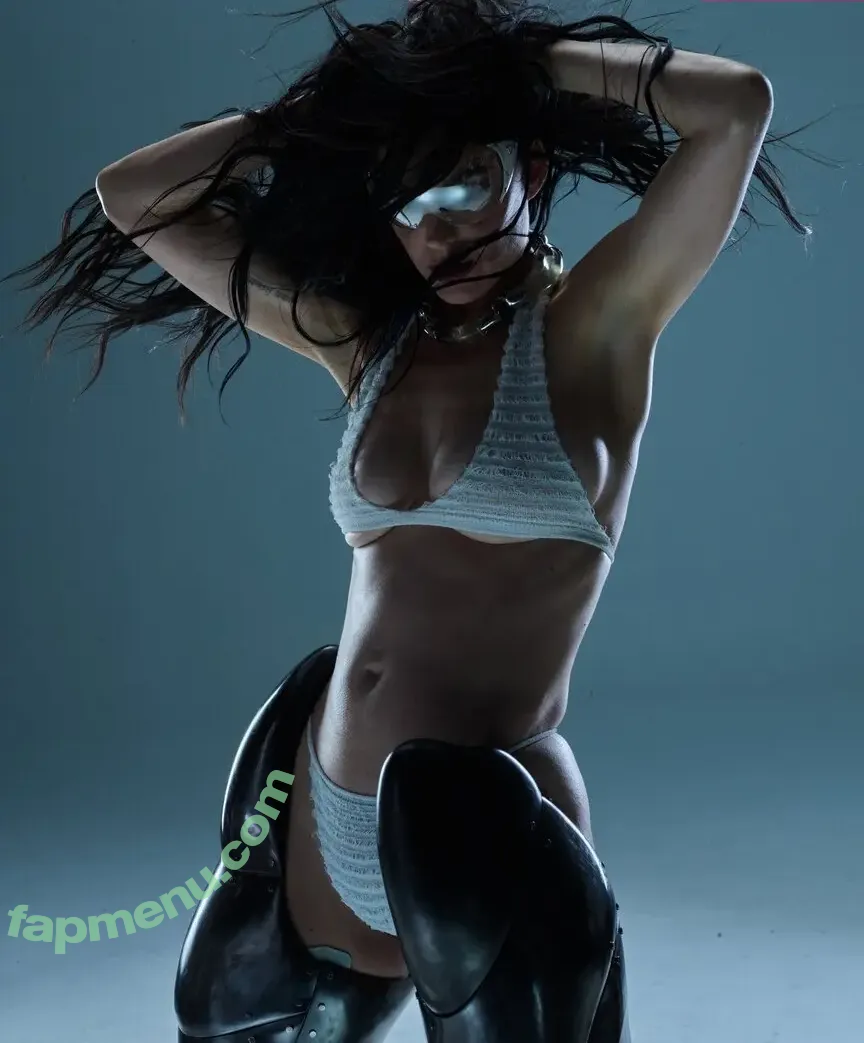 Katy Perry nude photo #3347 (katyperry)