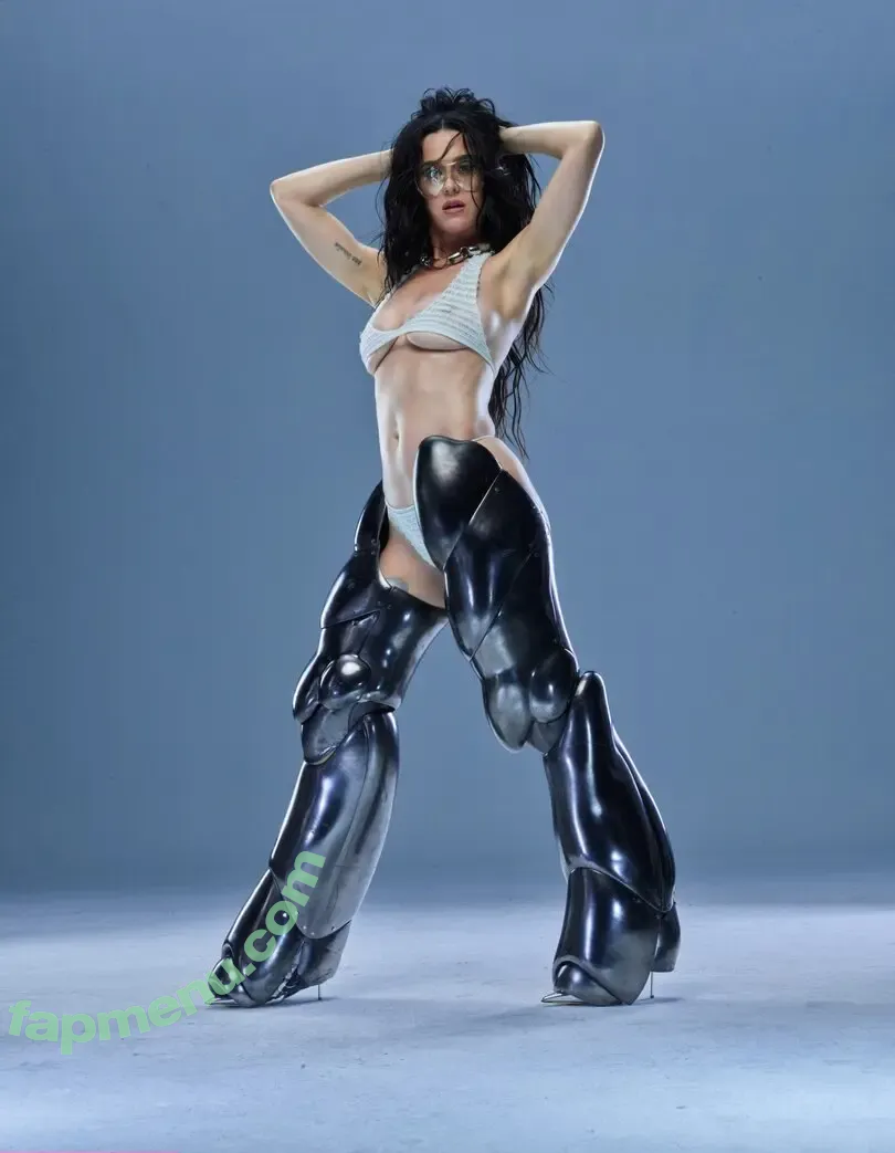 Katy Perry nude photo #3353 (katyperry)