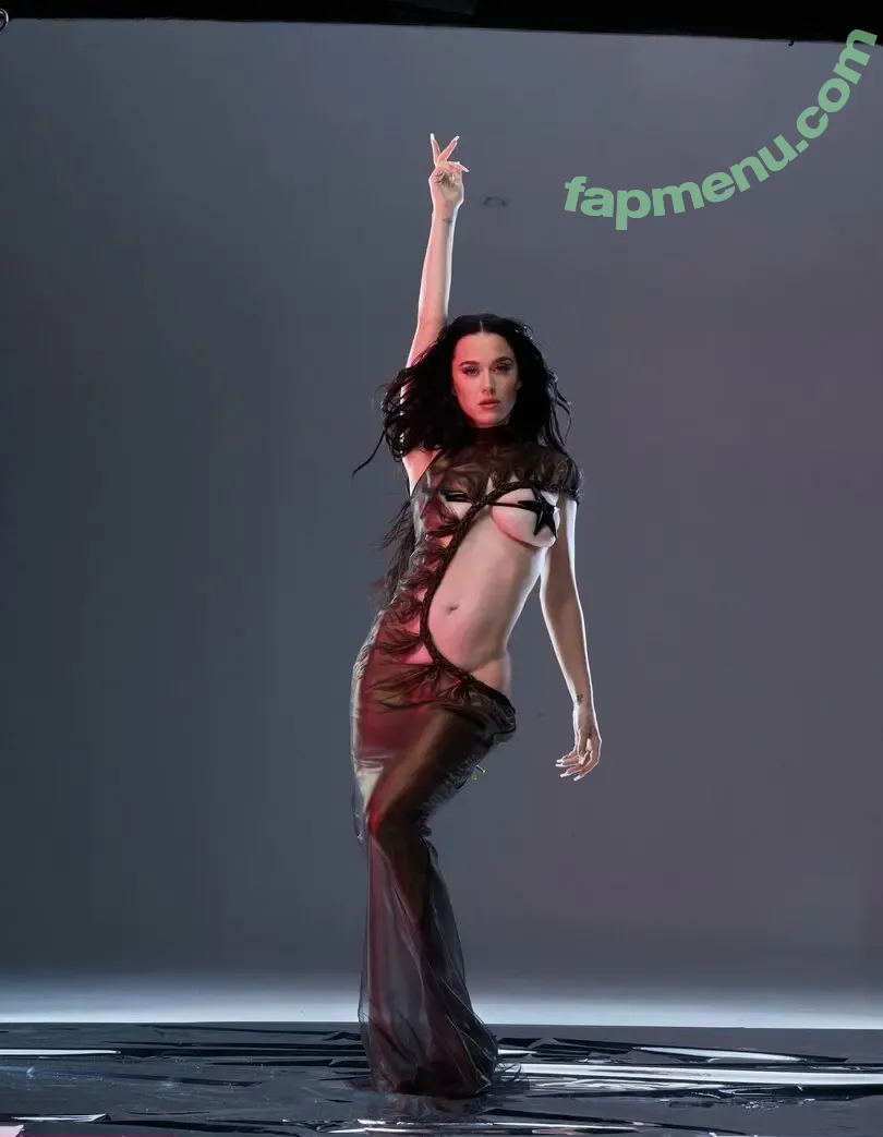 Katy Perry nude photo #3354 (katyperry)