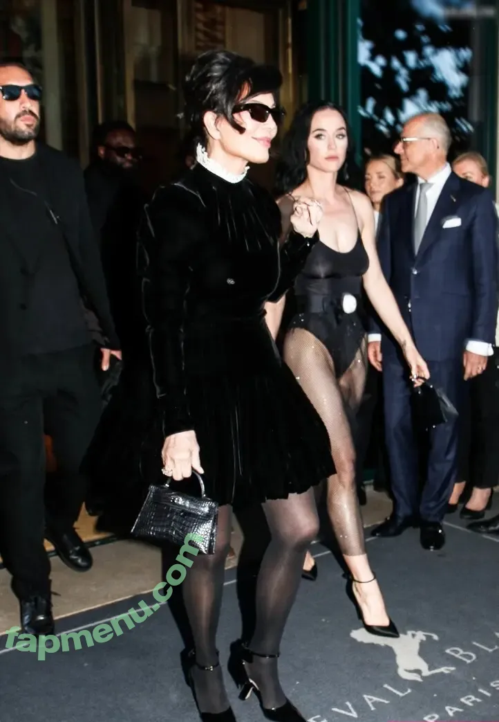 Katy Perry nude photo #3373 (katyperry)