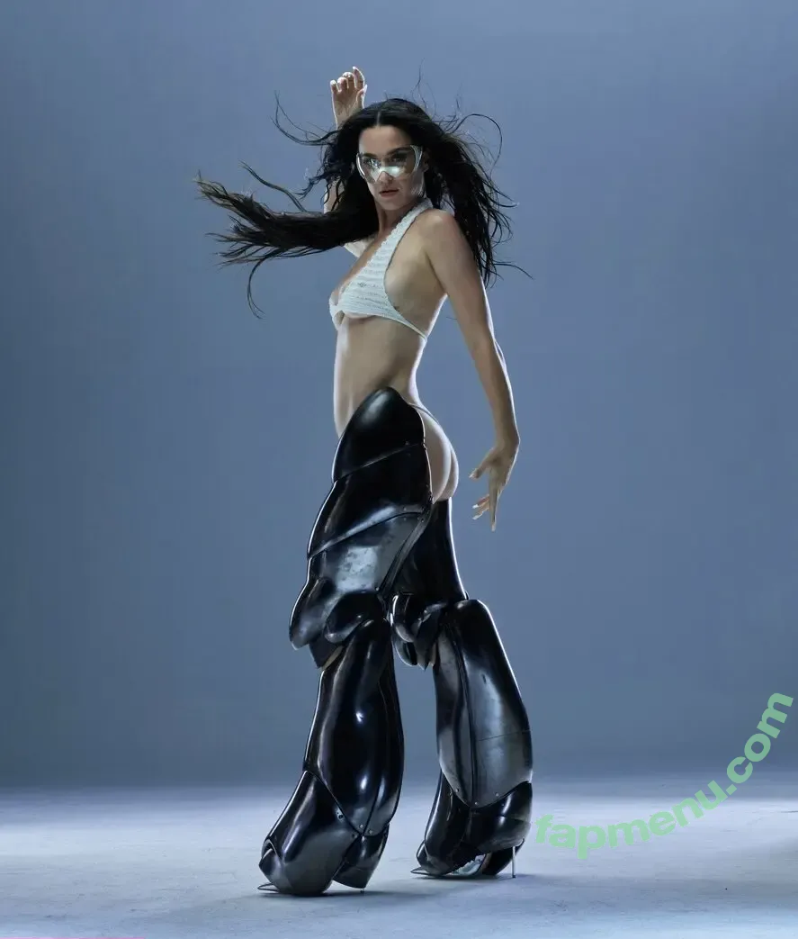Katy Perry nude photo #3433 (katyperry)
