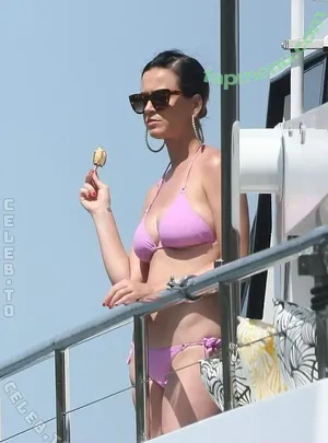 Katy Perry / katyperry nude photo #0461