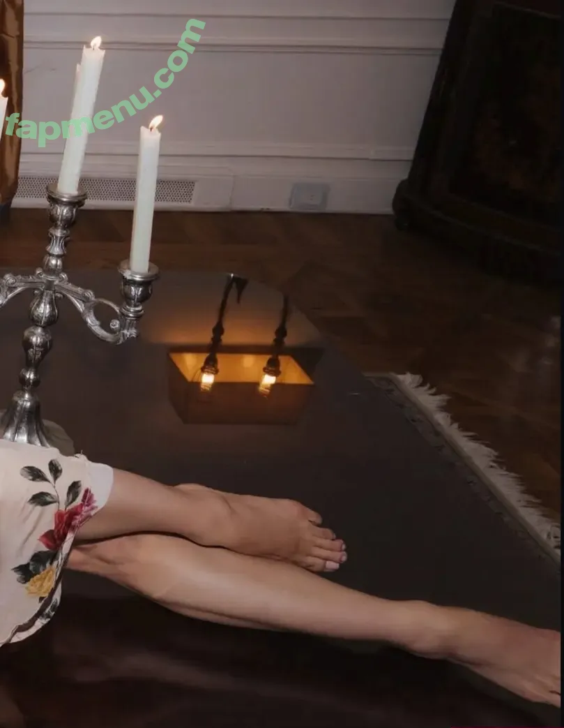 Katy Perry nude photo #0182 (katyperry)