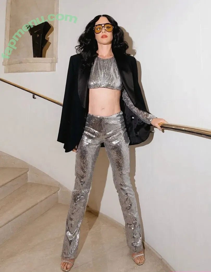 Katy Perry nude photo #0191 (katyperry)