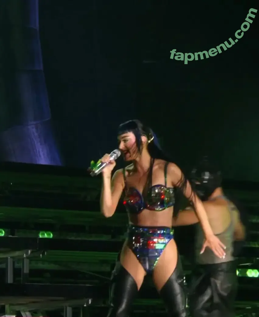 Katy Perry nude photo #0213 (katyperry)