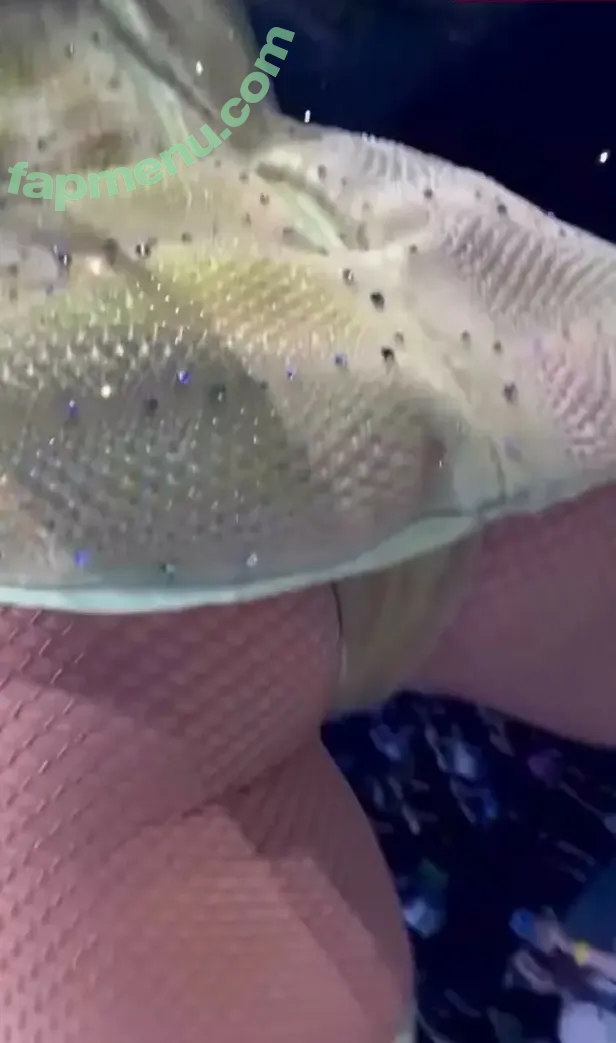 Katy Perry nude photo #0257 (katyperry)