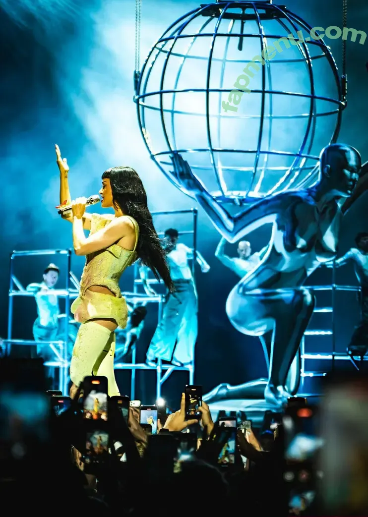 Katy Perry nude photo #0298 (katyperry)
