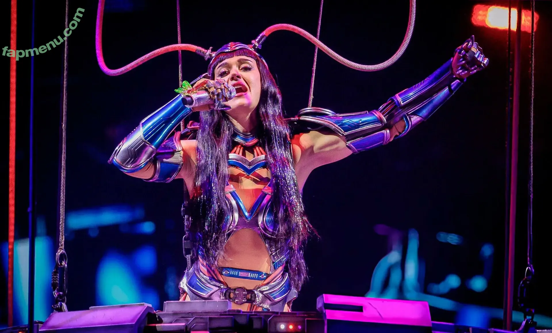 Katy Perry nude photo #0304 (katyperry)