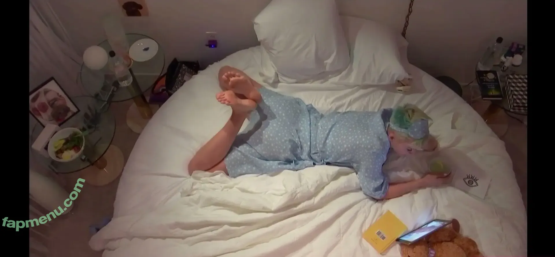 Katy Perry nude photo #0338 (katyperry)