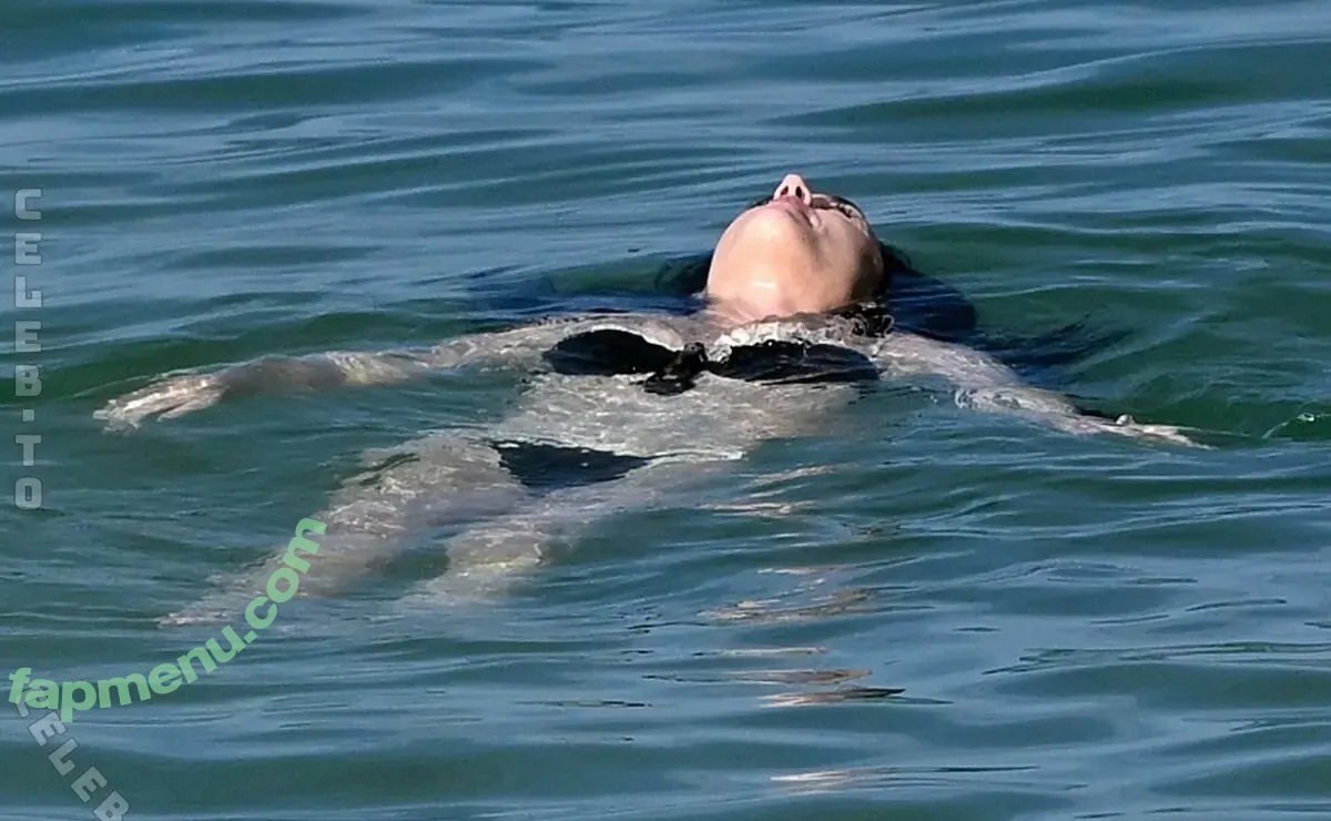 Katy Perry nude photo #0379 (katyperry)