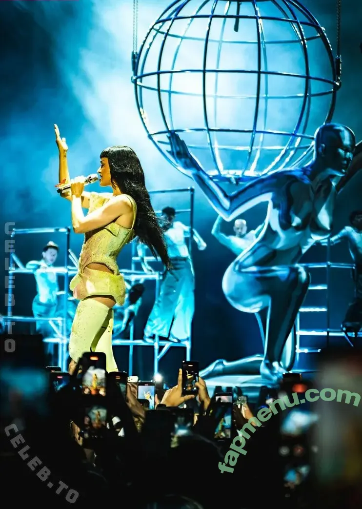 Katy Perry nude photo #0418 (katyperry)