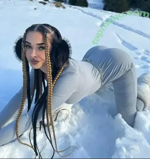  nude photo #0002